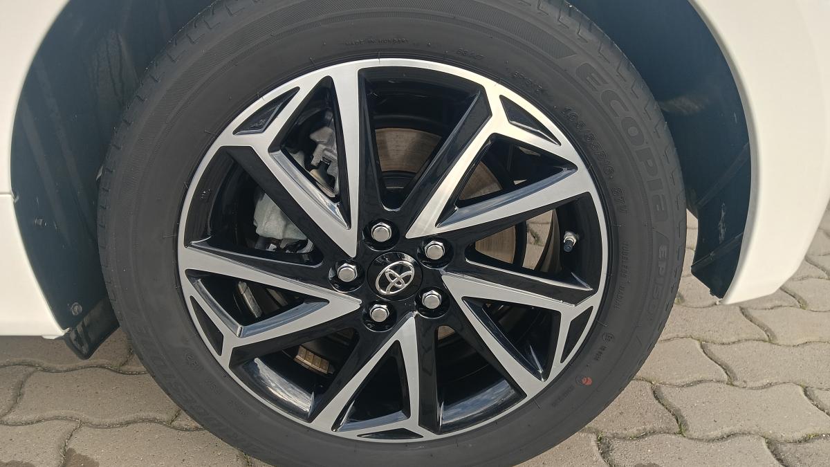 Toyota Yaris 1.5 Hybrid 5 porte Trend